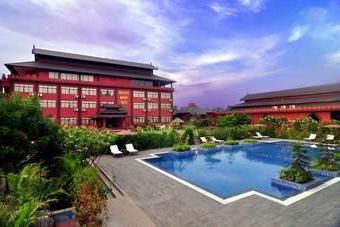 Gracious Bagan Hotel