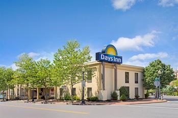 Days Inn - Silver Spring