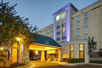 Holiday Inn Express & Suites Atlanta Buckhead