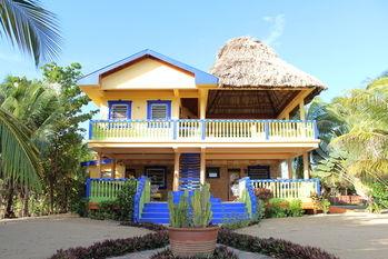 Coconut Row Guest House