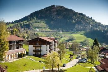 MONDI-HOLIDAY Alpenblickhotel Oberstaufen